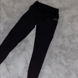 VS PINK sport ultimate leggings size S